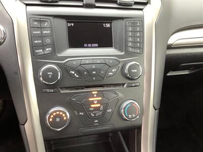 2018 Ford Fusion SE - Photo 18 - Crest Hill, IL 60403