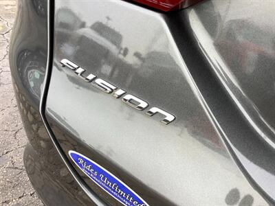 2018 Ford Fusion SE - Photo 33 - Crest Hill, IL 60403