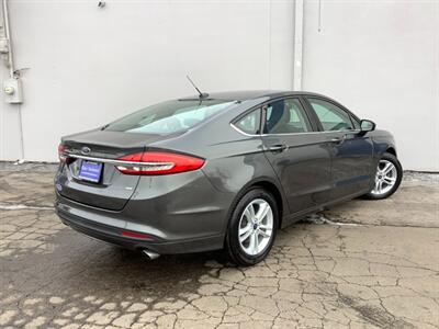 2018 Ford Fusion SE - Photo 8 - Crest Hill, IL 60403