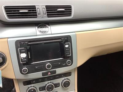 2013 Volkswagen CC Lux PZEV - Photo 14 - Crest Hill, IL 60403