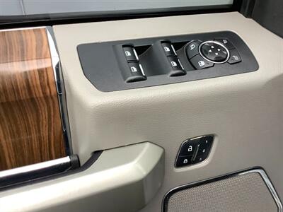 2016 Ford F-150 Lariat   - Photo 13 - Crest Hill, IL 60403