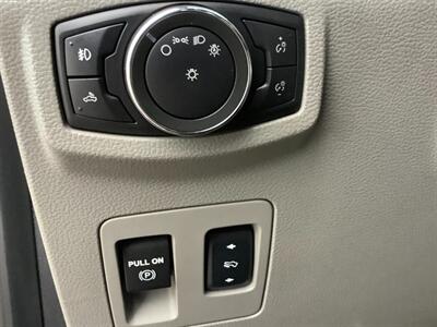 2016 Ford F-150 Lariat   - Photo 17 - Crest Hill, IL 60403