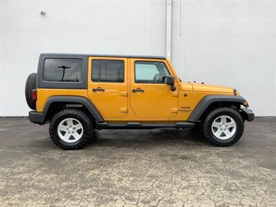 2014 Jeep Wrangler Sport - Photo 9 - Crest Hill, IL 60403