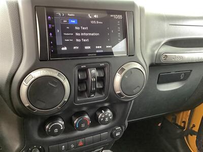 2014 Jeep Wrangler Sport - Photo 19 - Crest Hill, IL 60403