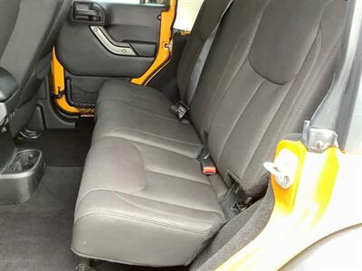 2014 Jeep Wrangler Sport - Photo 25 - Crest Hill, IL 60403