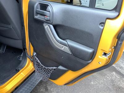 2014 Jeep Wrangler Sport - Photo 27 - Crest Hill, IL 60403