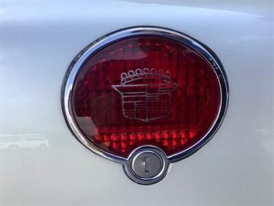 1990 Cadillac Allante   - Photo 31 - Crest Hill, IL 60403