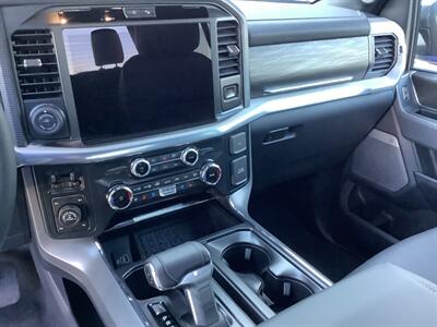 2026 Ford F-150 LARIAT SUPERCREW 4X4   - Photo 14 - Crest Hill, IL 60403