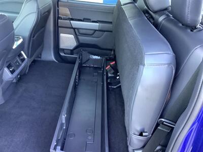 2026 Ford F-150 LARIAT SUPERCREW 4X4   - Photo 32 - Crest Hill, IL 60403