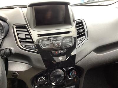 2014 Ford Fiesta SE   - Photo 15 - Crest Hill, IL 60403