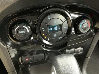 2014 Ford Fiesta SE   - Photo 21 - Crest Hill, IL 60403