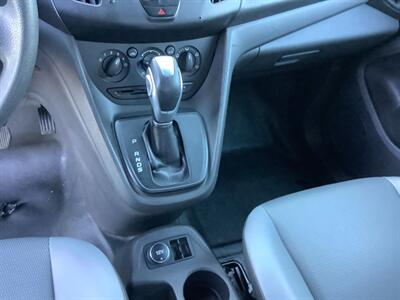 2014 Ford Transit Connect XL - Photo 13 - Crest Hill, IL 60403