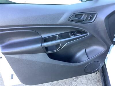 2014 Ford Transit Connect XL - Photo 10 - Crest Hill, IL 60403