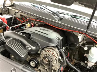 2008 Chevrolet Tahoe LTZ   - Photo 44 - Crest Hill, IL 60403