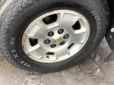 2008 Chevrolet Tahoe LTZ   - Photo 40 - Crest Hill, IL 60403