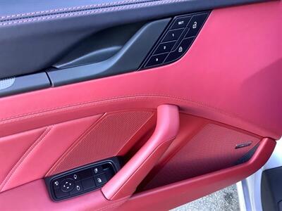 2025 Porsche 911 S - Photo 25 - Crest Hill, IL 60403