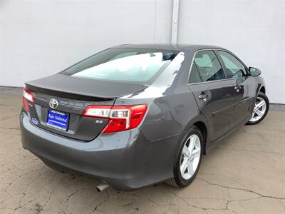 2014 Toyota Camry SE   - Photo 6 - Crest Hill, IL 60403