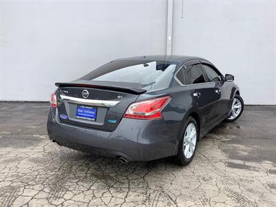 2013 Nissan Altima 2.5 SL   - Photo 11 - Crest Hill, IL 60403