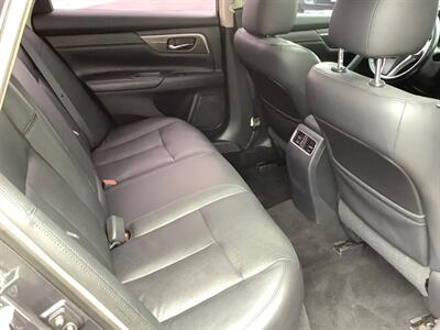 2013 Nissan Altima 2.5 SL   - Photo 32 - Crest Hill, IL 60403
