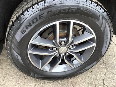 2017 Jeep Grand Cherokee Limited   - Photo 47 - Crest Hill, IL 60403