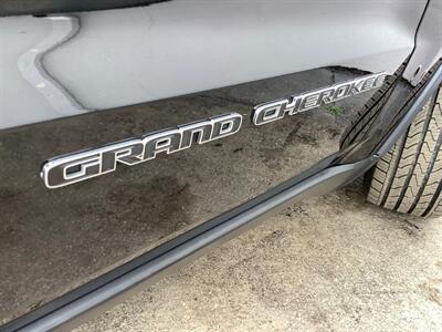 2017 Jeep Grand Cherokee Limited   - Photo 41 - Crest Hill, IL 60403