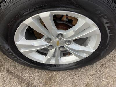 2011 Chevrolet Equinox LS   - Photo 32 - Crest Hill, IL 60403