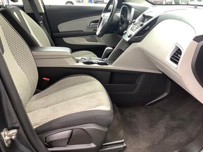 2011 Chevrolet Equinox LS   - Photo 24 - Crest Hill, IL 60403