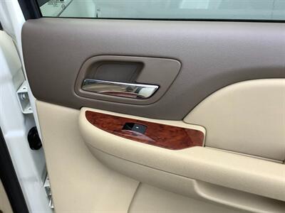 2010 Chevrolet Tahoe LTZ   - Photo 46 - Crest Hill, IL 60403
