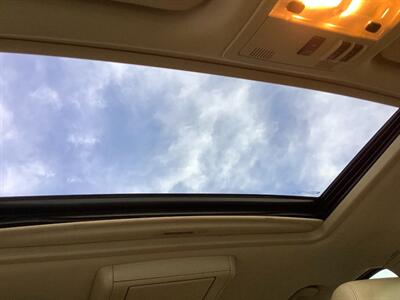 2010 Chevrolet Tahoe LTZ   - Photo 19 - Crest Hill, IL 60403