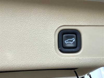 2010 Chevrolet Tahoe LTZ   - Photo 57 - Crest Hill, IL 60403