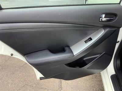 2010 Nissan Altima 2.5 SL   - Photo 24 - Crest Hill, IL 60403