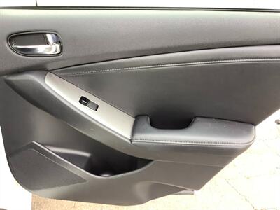 2010 Nissan Altima 2.5 SL   - Photo 26 - Crest Hill, IL 60403