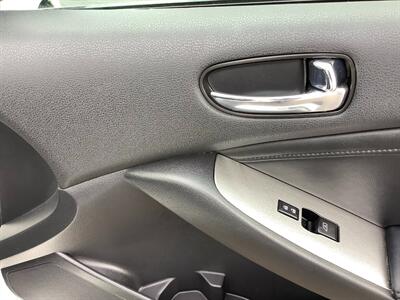 2010 Nissan Altima 2.5 SL   - Photo 29 - Crest Hill, IL 60403