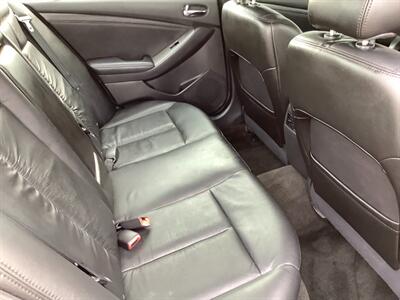 2010 Nissan Altima 2.5 SL   - Photo 27 - Crest Hill, IL 60403