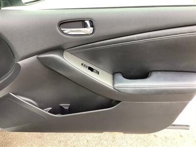 2010 Nissan Altima 2.5 SL   - Photo 28 - Crest Hill, IL 60403