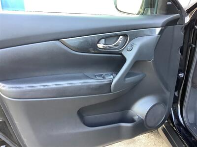 2015 Nissan Rogue SL - Photo 13 - Crest Hill, IL 60403