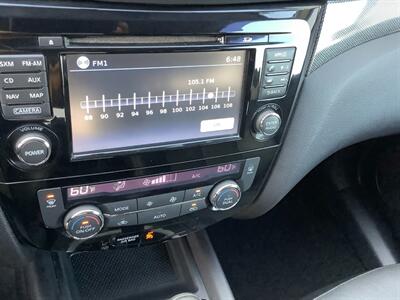 2015 Nissan Rogue SL - Photo 17 - Crest Hill, IL 60403