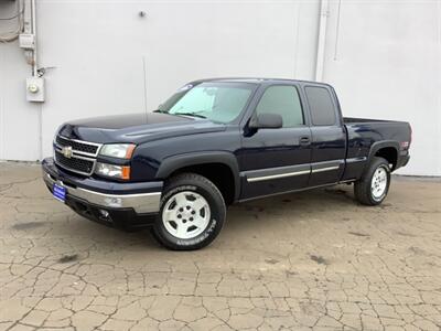 2006 Chevrolet Silverado 1500 LT1 LT1 4dr Extended Cab   - Photo 3 - Crest Hill, IL 60403