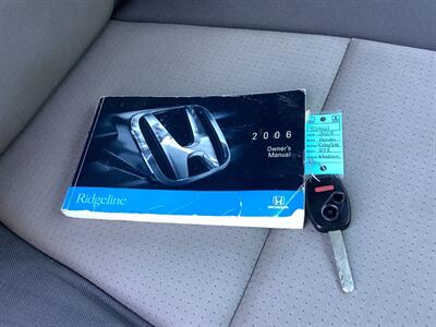 2007 Honda Ridgeline RTX   - Photo 27 - Crest Hill, IL 60403