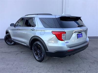 2020 Ford Explorer XLT - Photo 4 - Crest Hill, IL 60403