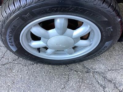 1996 Mazda MX-5 Miata - Photo 34 - Crest Hill, IL 60403