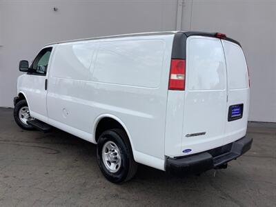 2015 Chevrolet Express 2500   - Photo 4 - Crest Hill, IL 60403