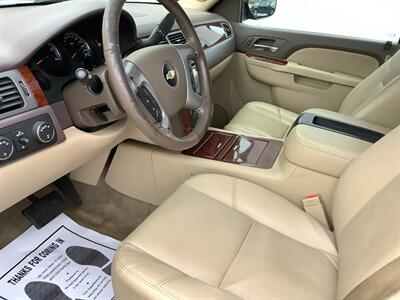 2013 Chevrolet Suburban LTZ - Photo 16 - Crest Hill, IL 60403