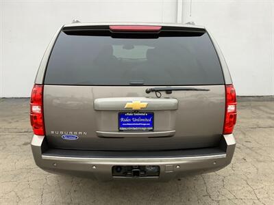 2013 Chevrolet Suburban LTZ - Photo 6 - Crest Hill, IL 60403
