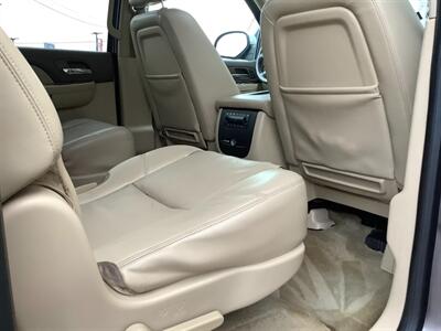 2013 Chevrolet Suburban LTZ - Photo 28 - Crest Hill, IL 60403