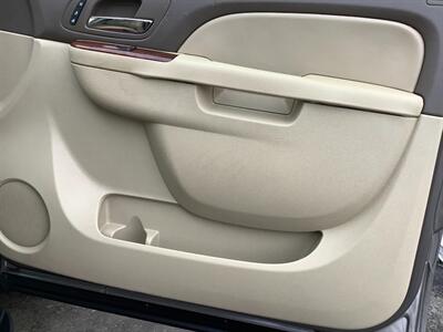 2013 Chevrolet Suburban LTZ - Photo 30 - Crest Hill, IL 60403