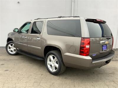 2013 Chevrolet Suburban LTZ - Photo 5 - Crest Hill, IL 60403