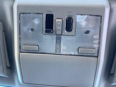 2005 Nissan Maxima 3.5 SE - Photo 33 - Crest Hill, IL 60403