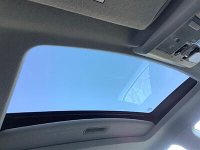 2005 Nissan Maxima 3.5 SE   - Photo 35 - Crest Hill, IL 60403