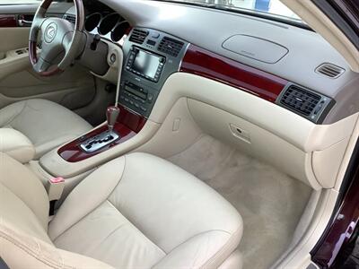 2002 Lexus ES 300 - Photo 34 - Crest Hill, IL 60403